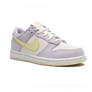 Nike Dunk Low SE "EASTER F14642-536. 9c Yellow/Purple